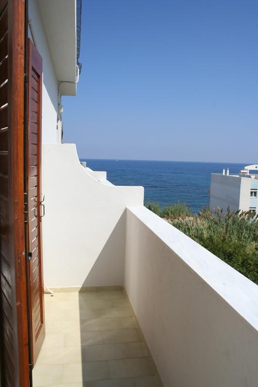 Lovely Holidays Hotel แอร์ซอนิสซอส ภายนอก รูปภาพ