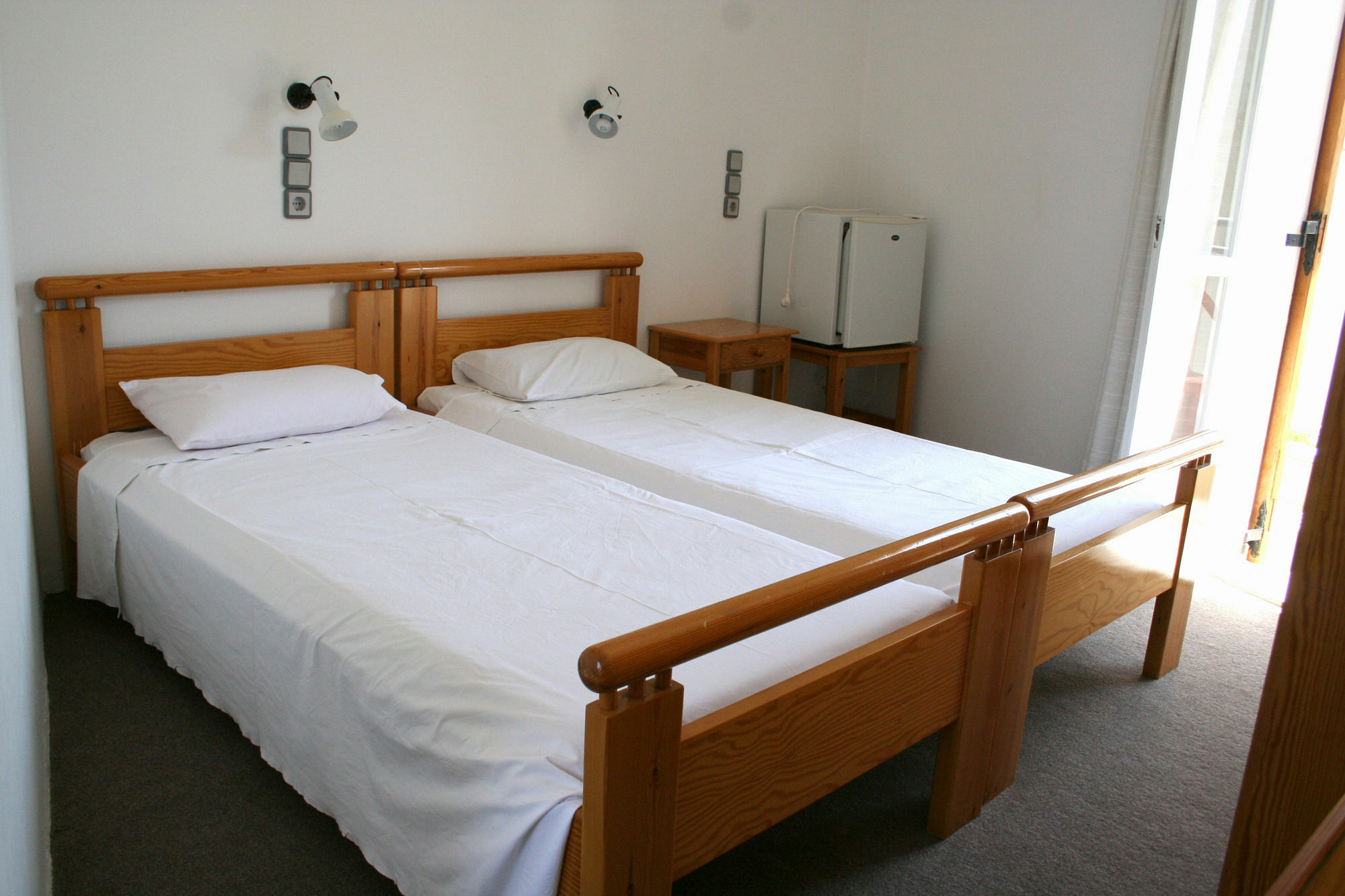 Lovely Holidays Hotel แอร์ซอนิสซอส ภายนอก รูปภาพ